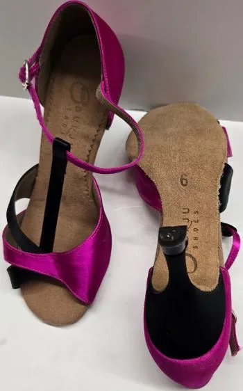 2.5" Trini -- Women's Latin Ballroom Sandal -- Fuschia/Black Satin