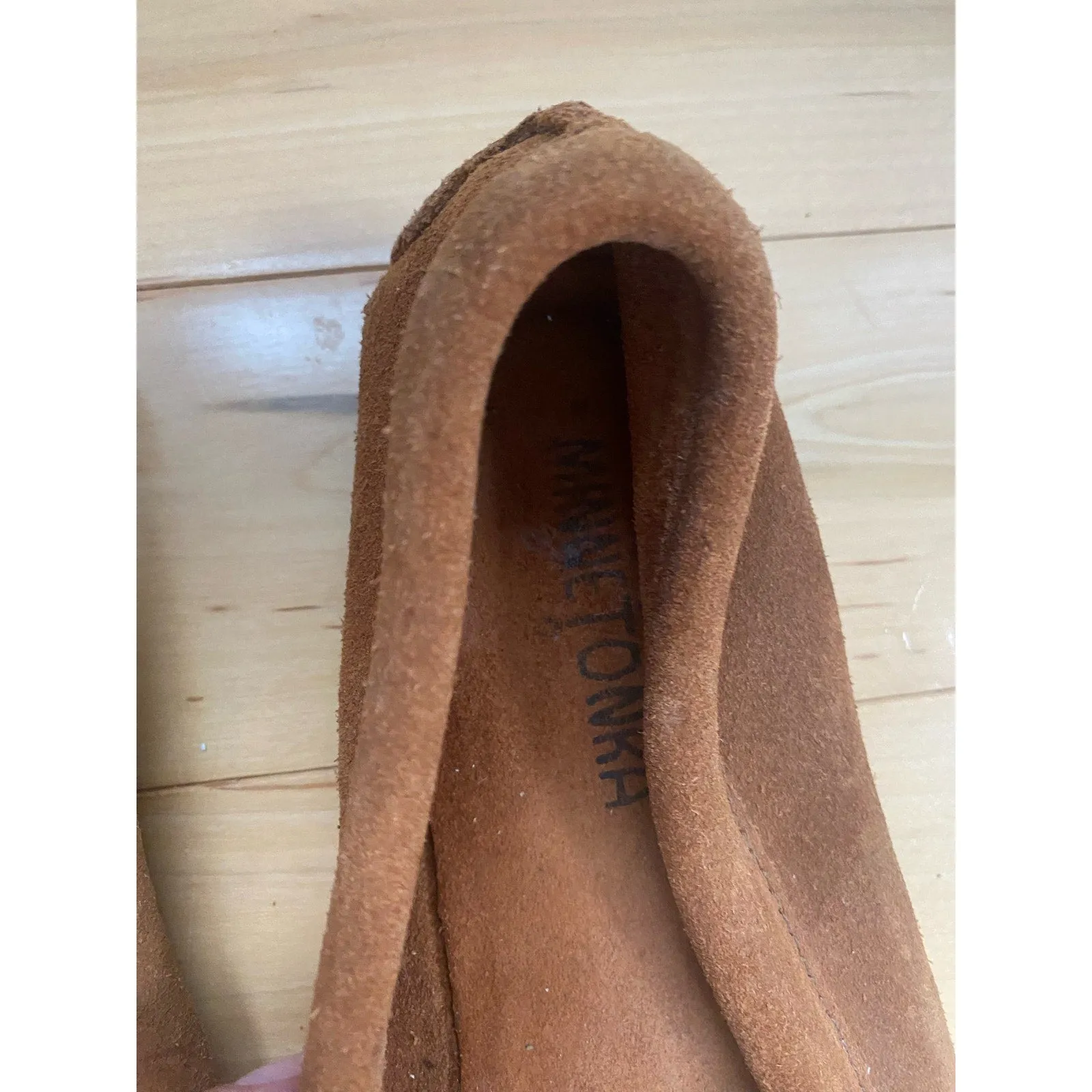 Minnetonka Brown Moccasins Size 8