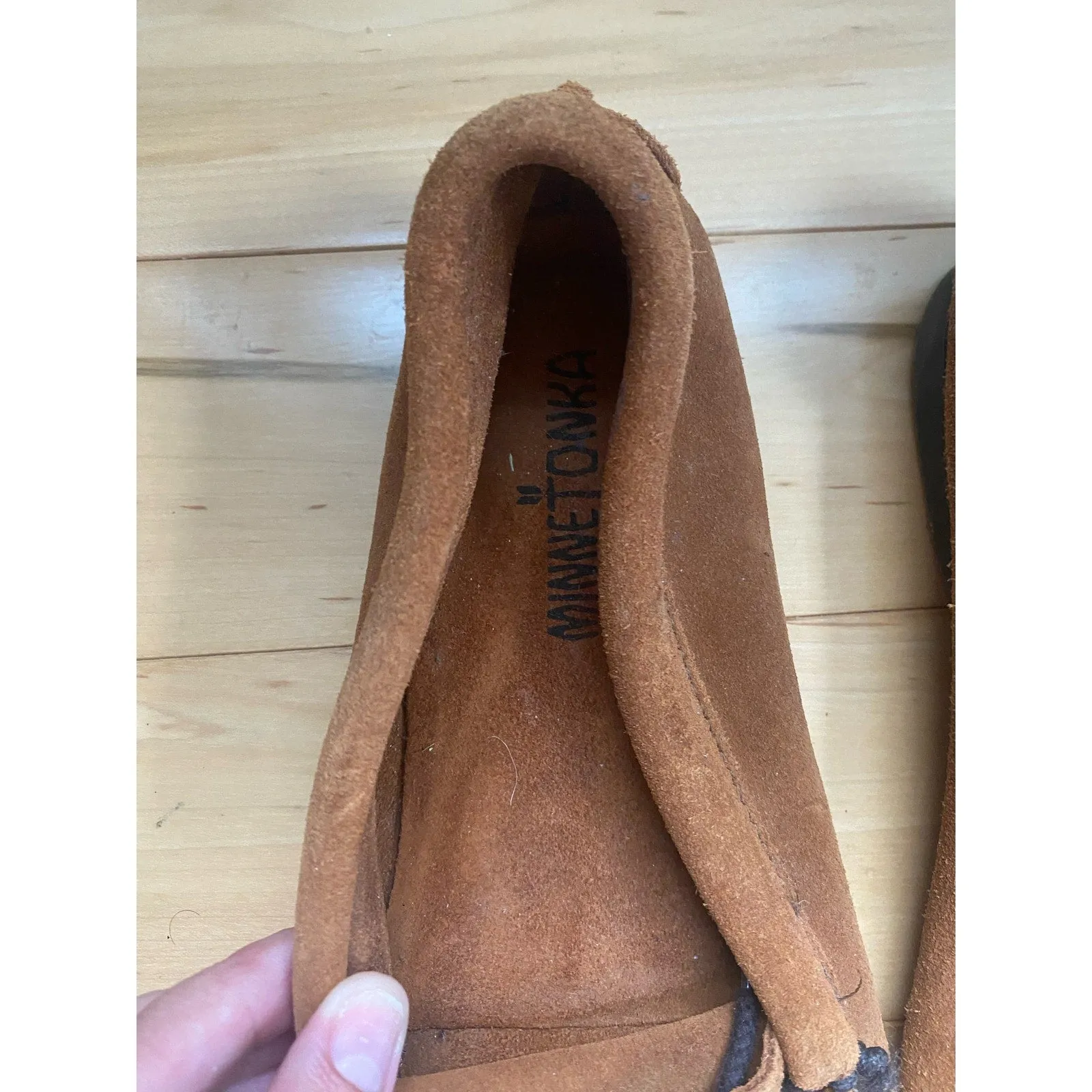 Minnetonka Brown Moccasins Size 8
