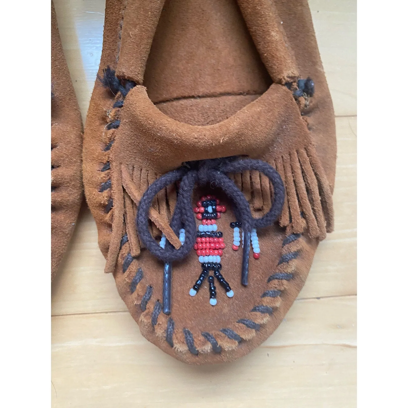 Minnetonka Brown Moccasins Size 8