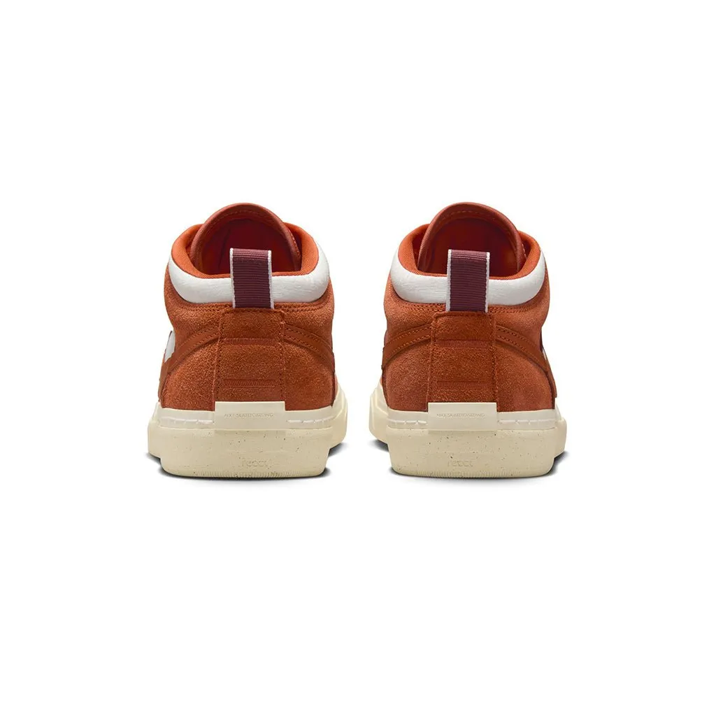 React Leo - Dark Russet/Dark Russet-White-Dark Pony