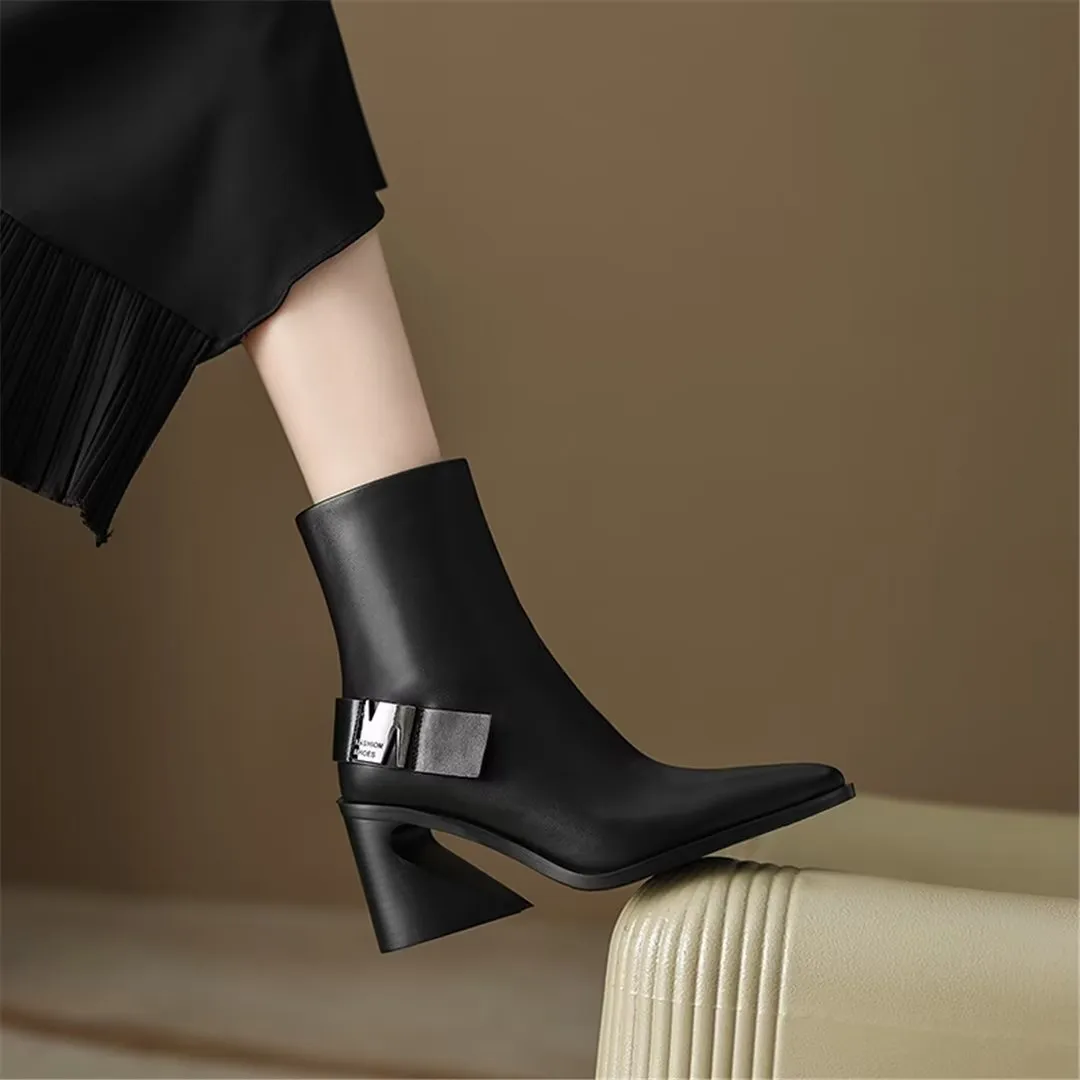 Veltique Slip Ankle Boots