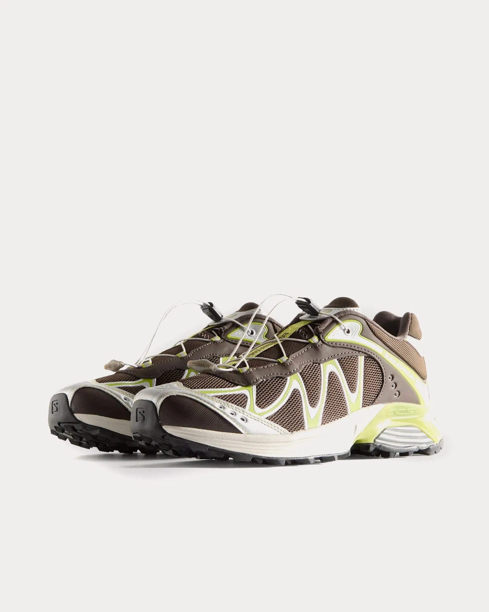 XT-Whisper Delicioso / Dark Citron / Silver Low Top Sneakers